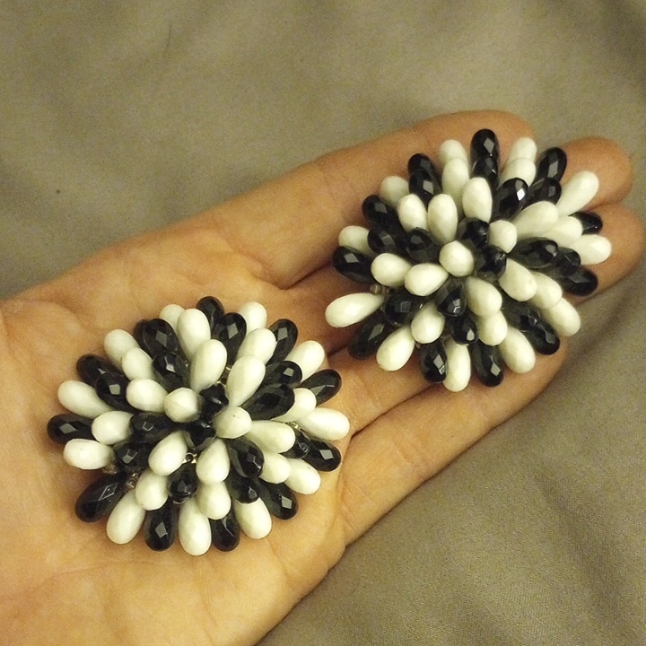 West Germany Black And White Shoe Clips, Euc